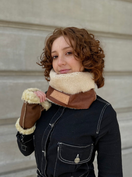 Cuellitos | leather neck
